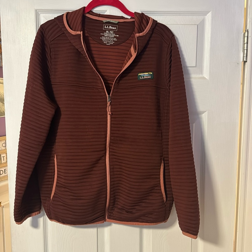 Hooded airlight full zip jacket